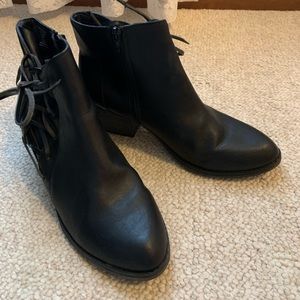 Western lace up ankle booties!